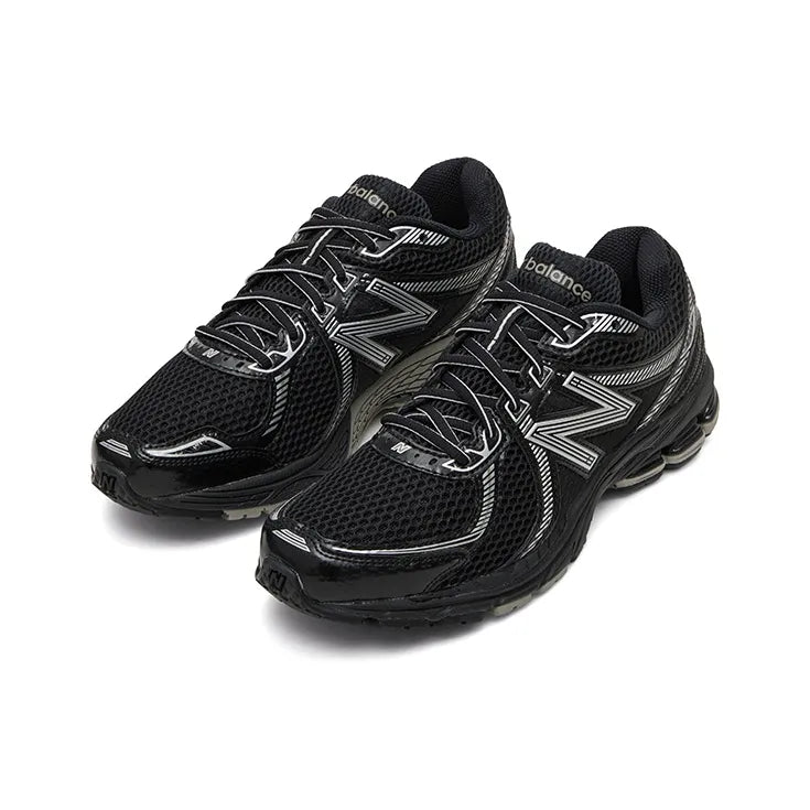New Balance 860v2, Black/Silver