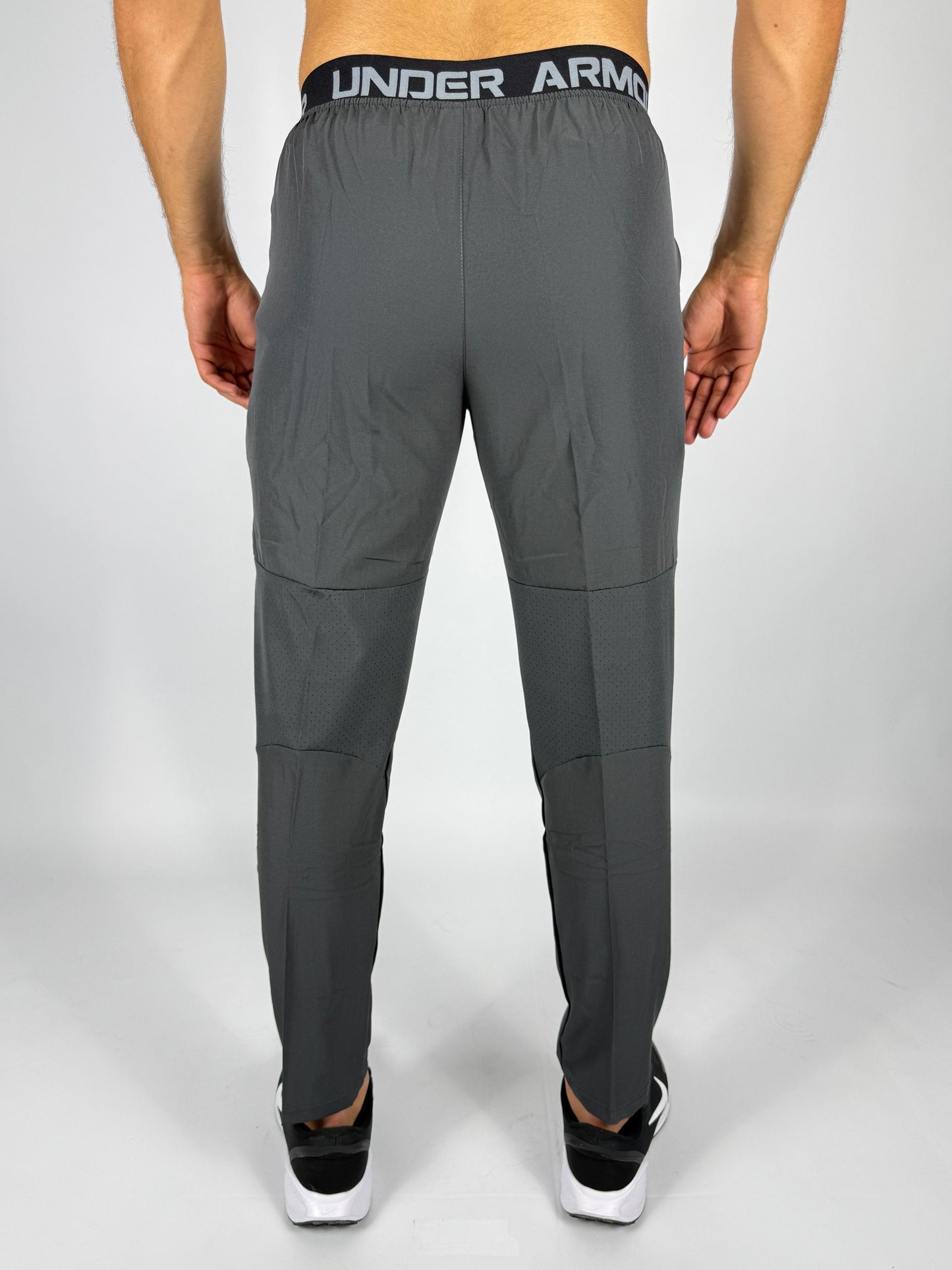 Men's Under Armour Gray Athletic Pants