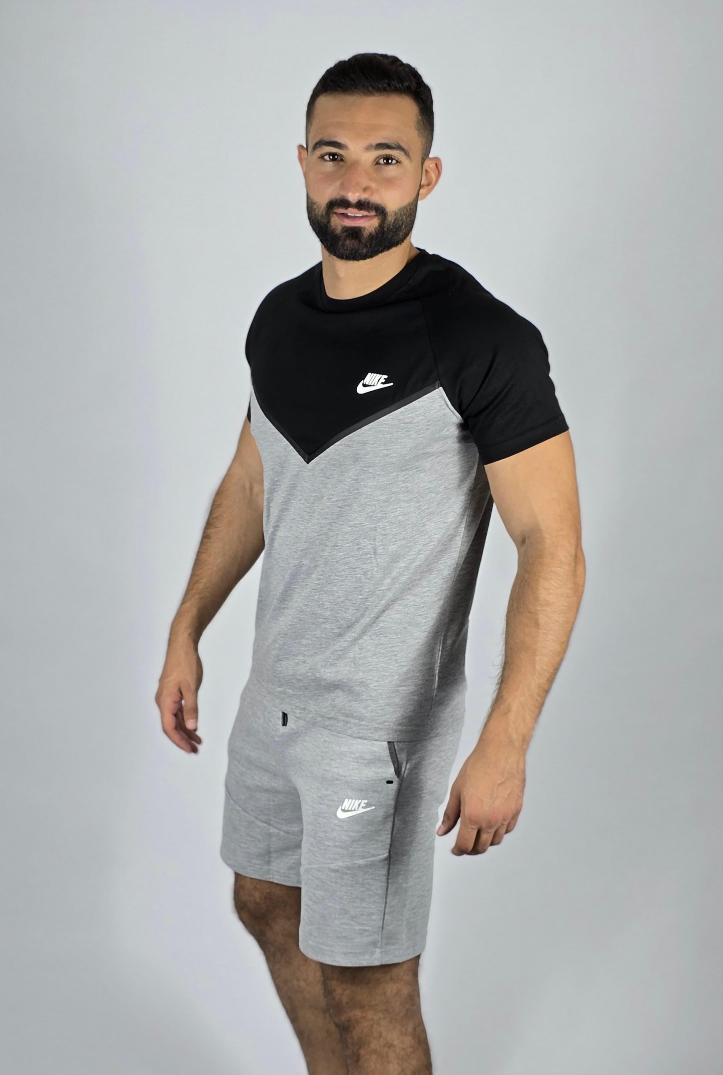 Nike Men's Performance Chevron Set | Two-Tone T-Shirt & Fleece Shorts