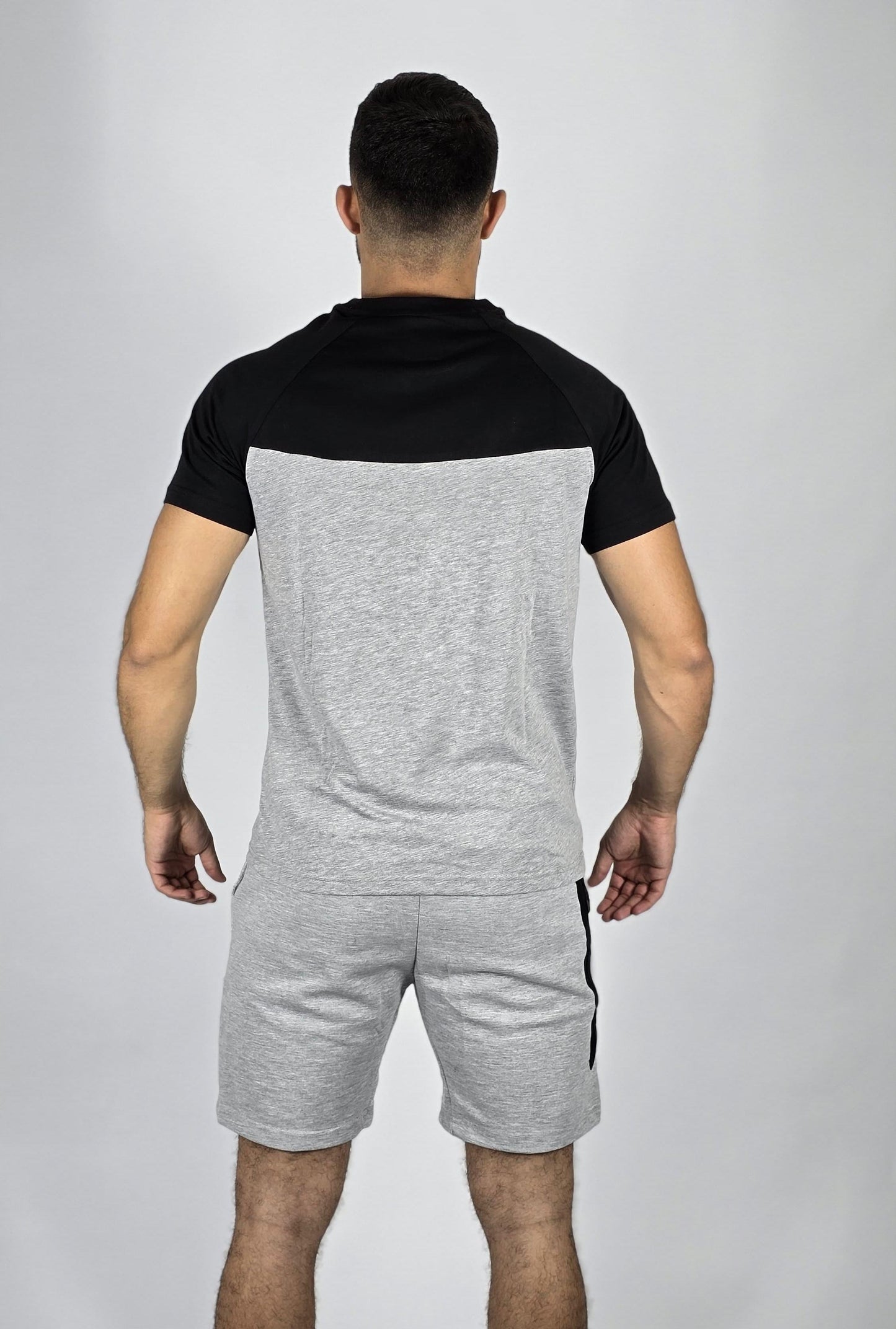Nike Men's Performance Chevron Set | Two-Tone T-Shirt & Fleece Shorts