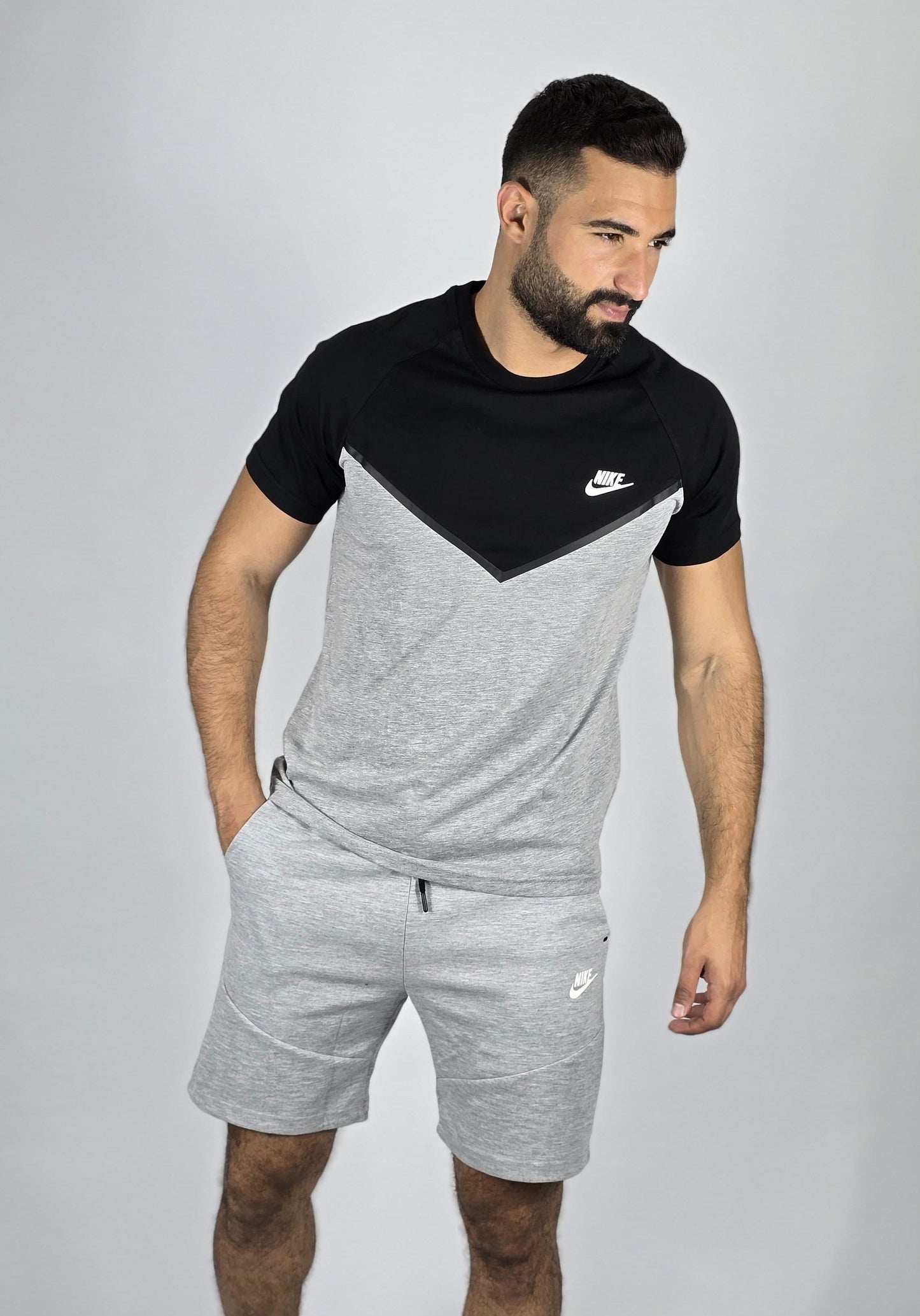 Nike Men's Performance Chevron Set | Two-Tone T-Shirt & Fleece Shorts
