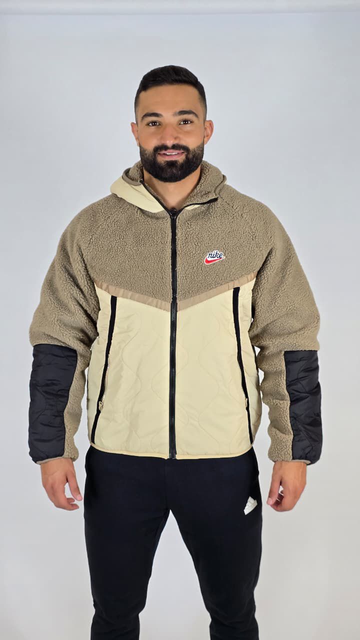 Nike Men's Fleece & Quilted Hybrid Jacket – Sherpa Hoodie for Cold Weather Comfort
