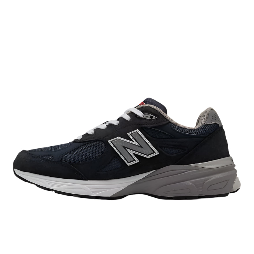 New Balance 990v3