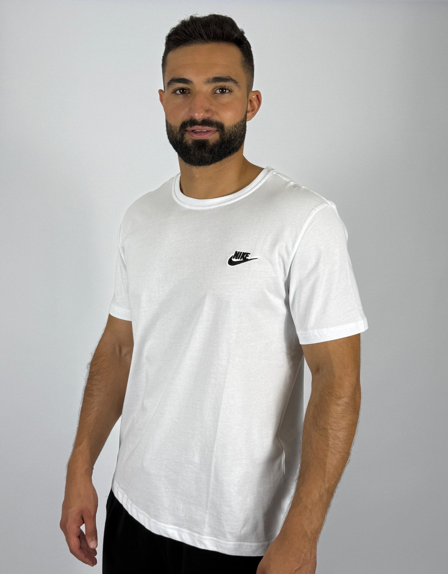 Men's Nike Essential Small Swoosh Logo T-Shirt - Crisp White Classic Tee