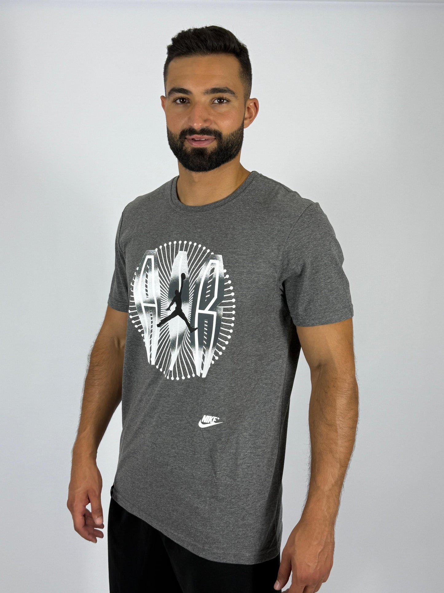 Men's Nike Air Jordan Radial "AIR JORDAN" Logo T-Shirt - Dark Grey Basketball Tee