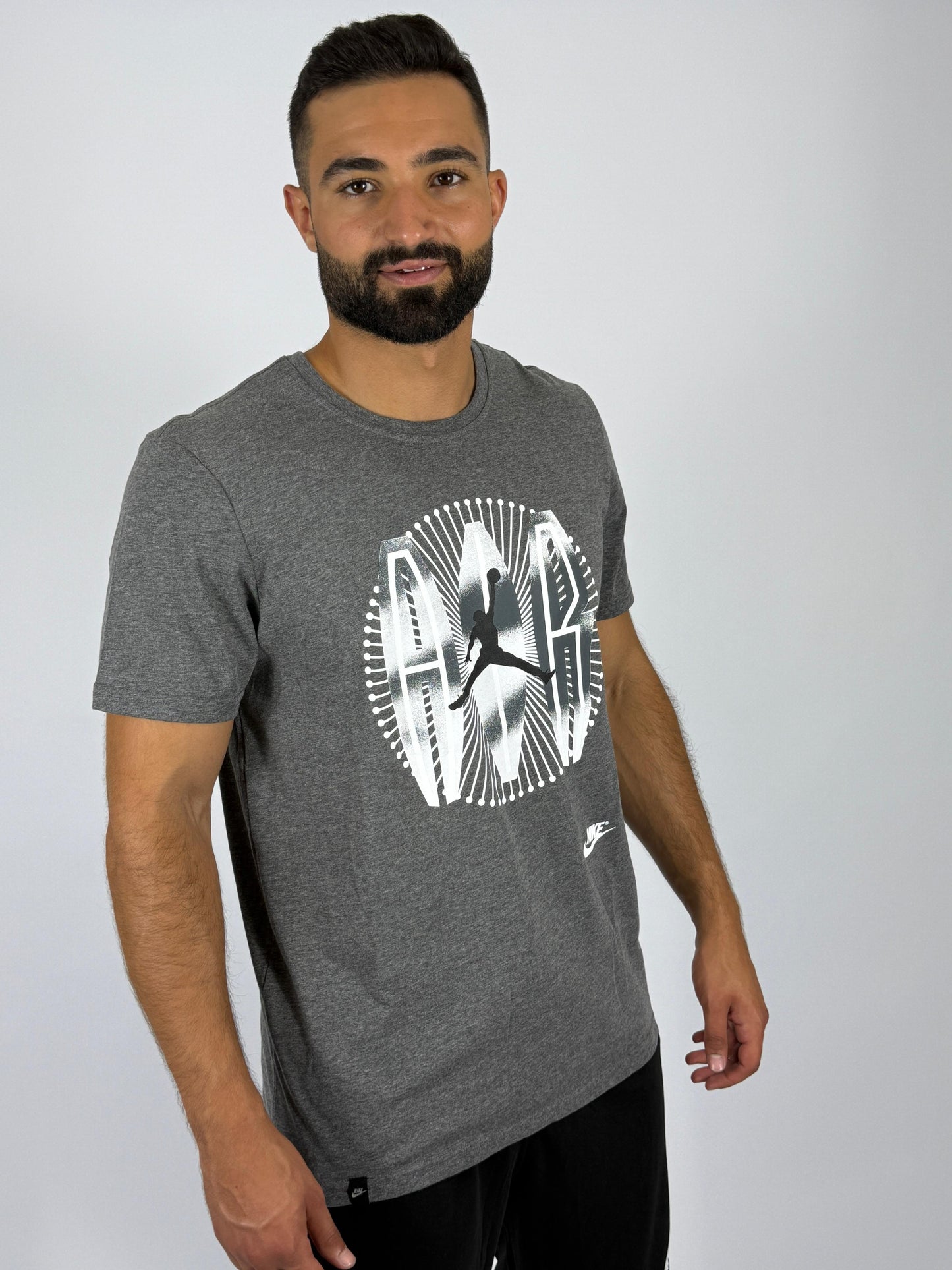 Men's Nike Air Jordan Radial "AIR JORDAN" Logo T-Shirt - Dark Grey Basketball Tee