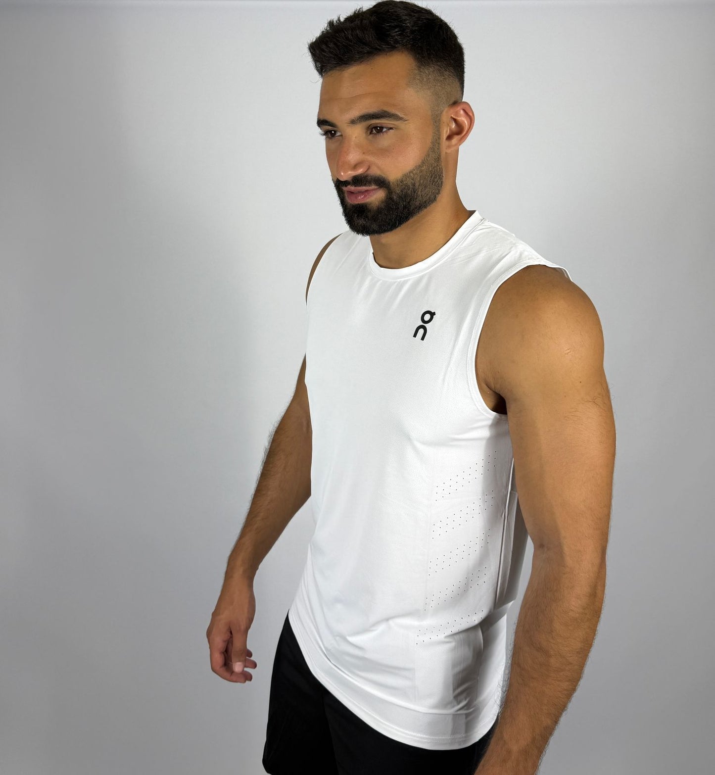 On Cloud Men's Performance Running Singlet