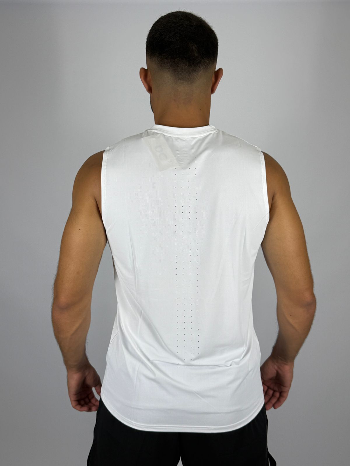 On Cloud Men's Performance Running Singlet
