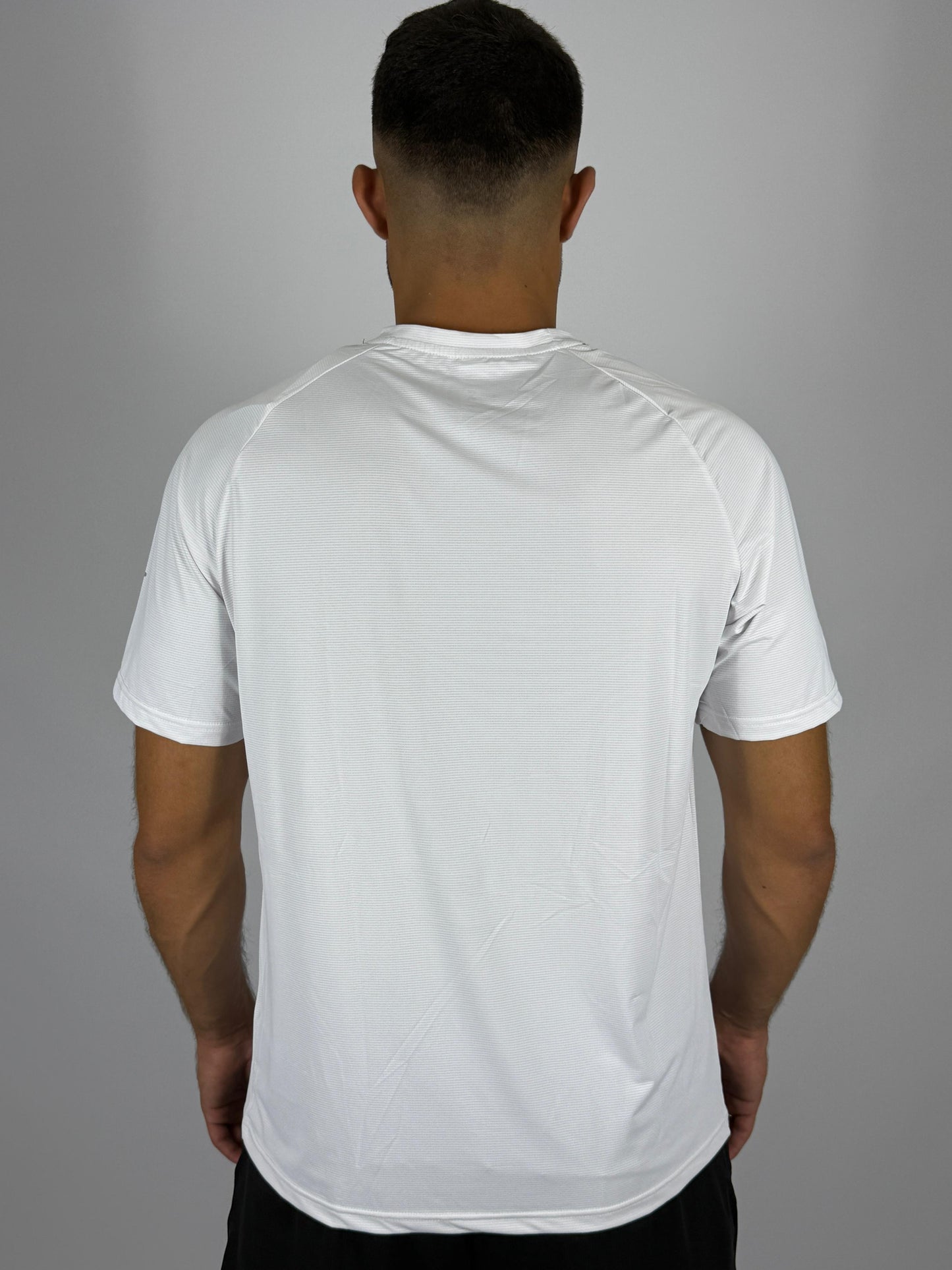 On Cloud Performance-T Men's Running T-Shirt (White Gradient)