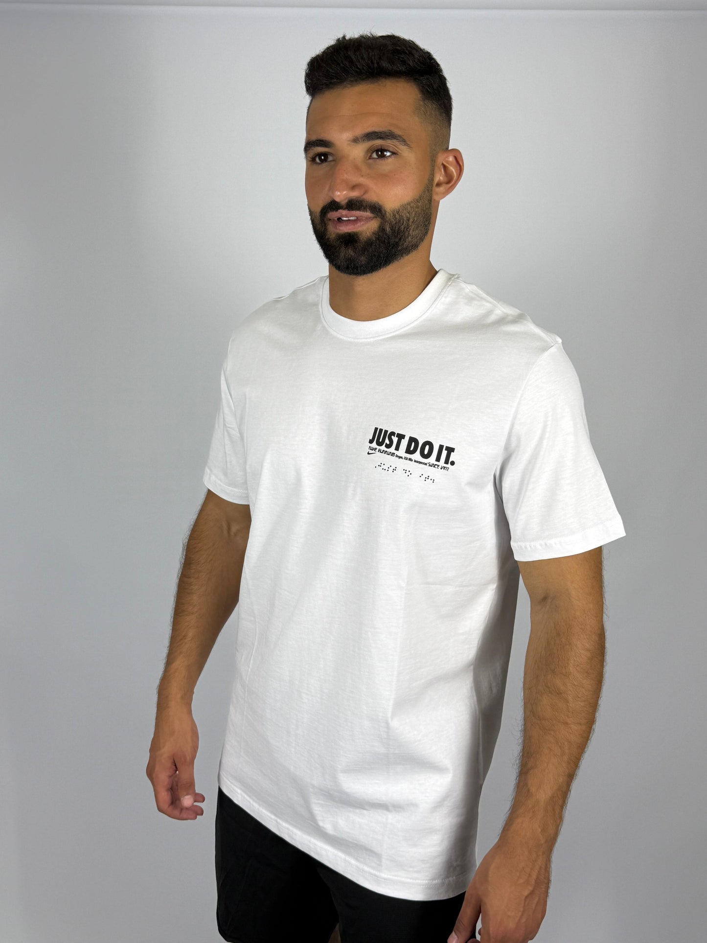 Nike Men's "Just Do It." Graphic T-Shirt