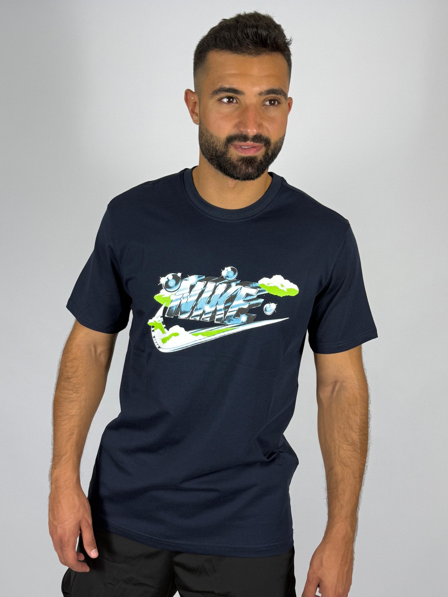 Nike Men's Sportswear Club Graphic T-Shirt
