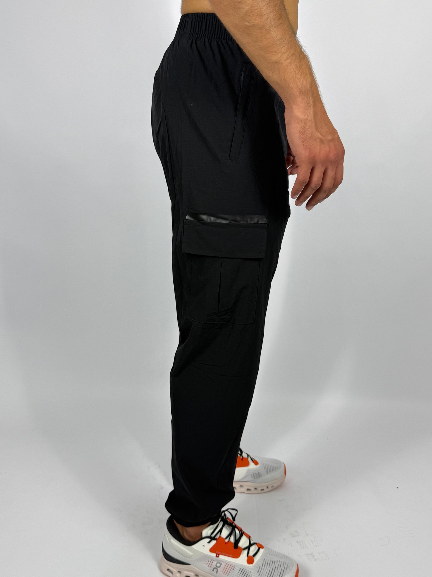 On Cloud Men's Lightweight Cargo Athletic Pants