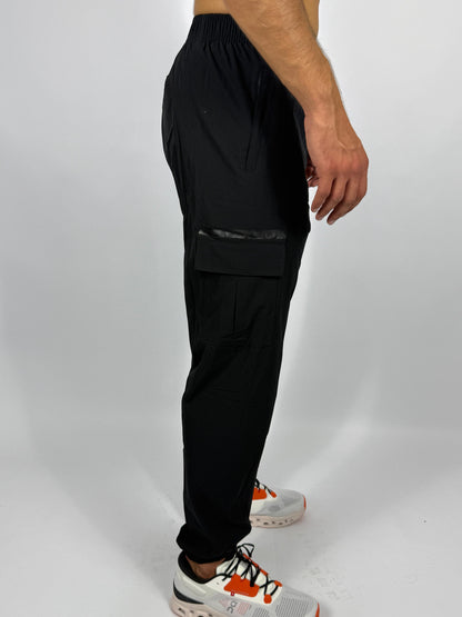 On Cloud Men's Lightweight Cargo Athletic Pants