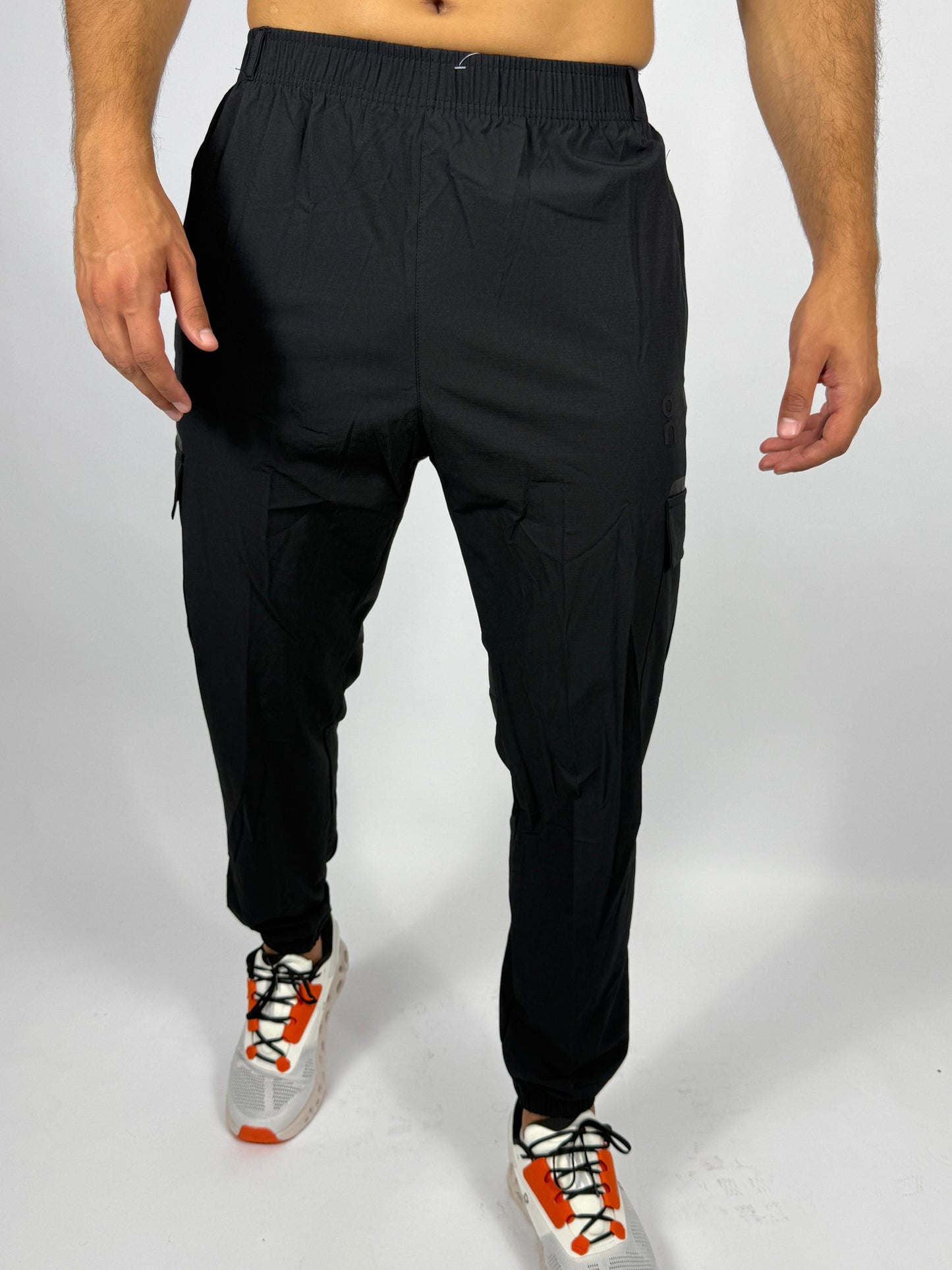 On Cloud Men's Lightweight Cargo Athletic Pants