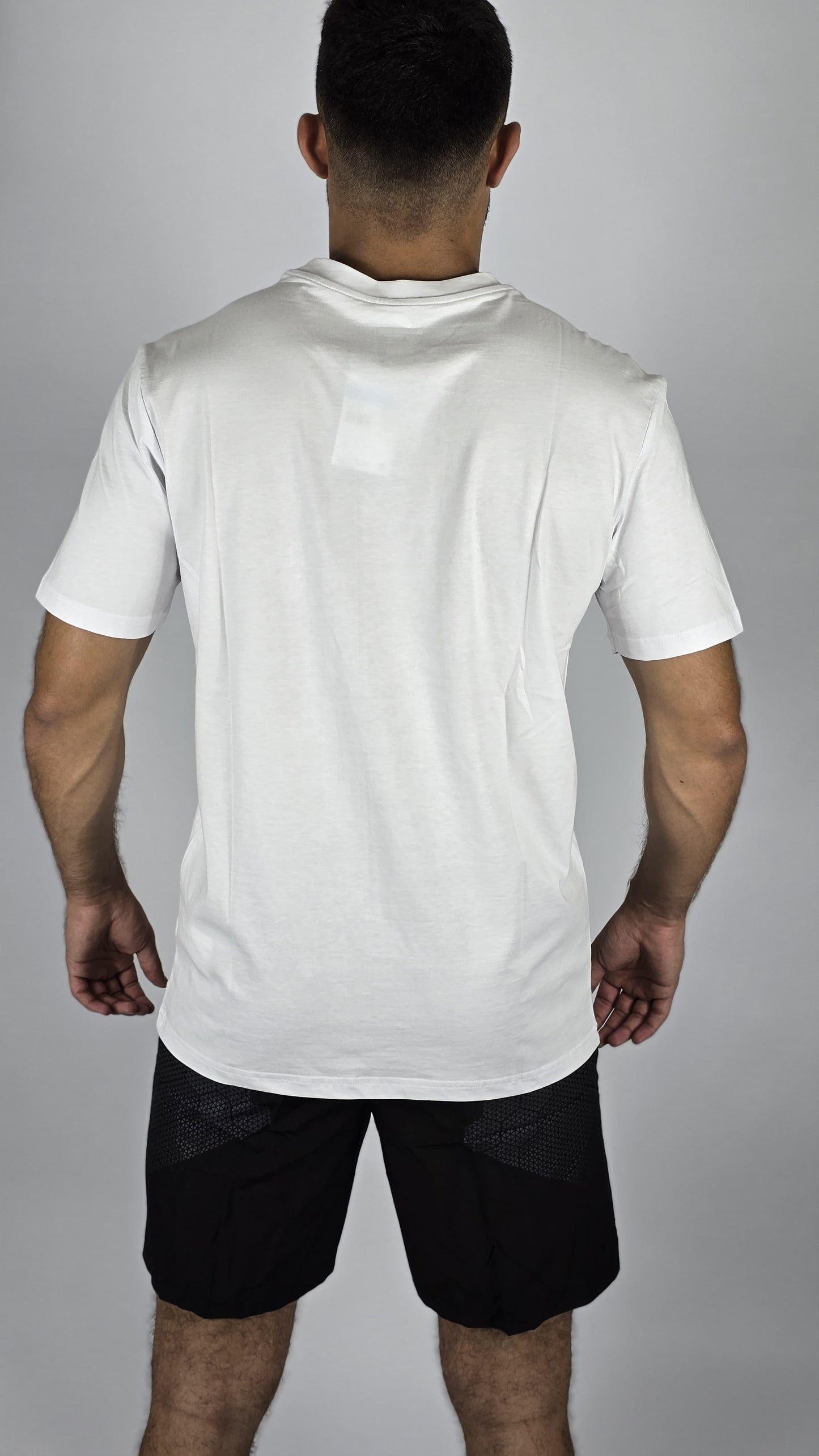 Nike Men's Sportswear Graphic T-Shirt | Geometric Logo Tee