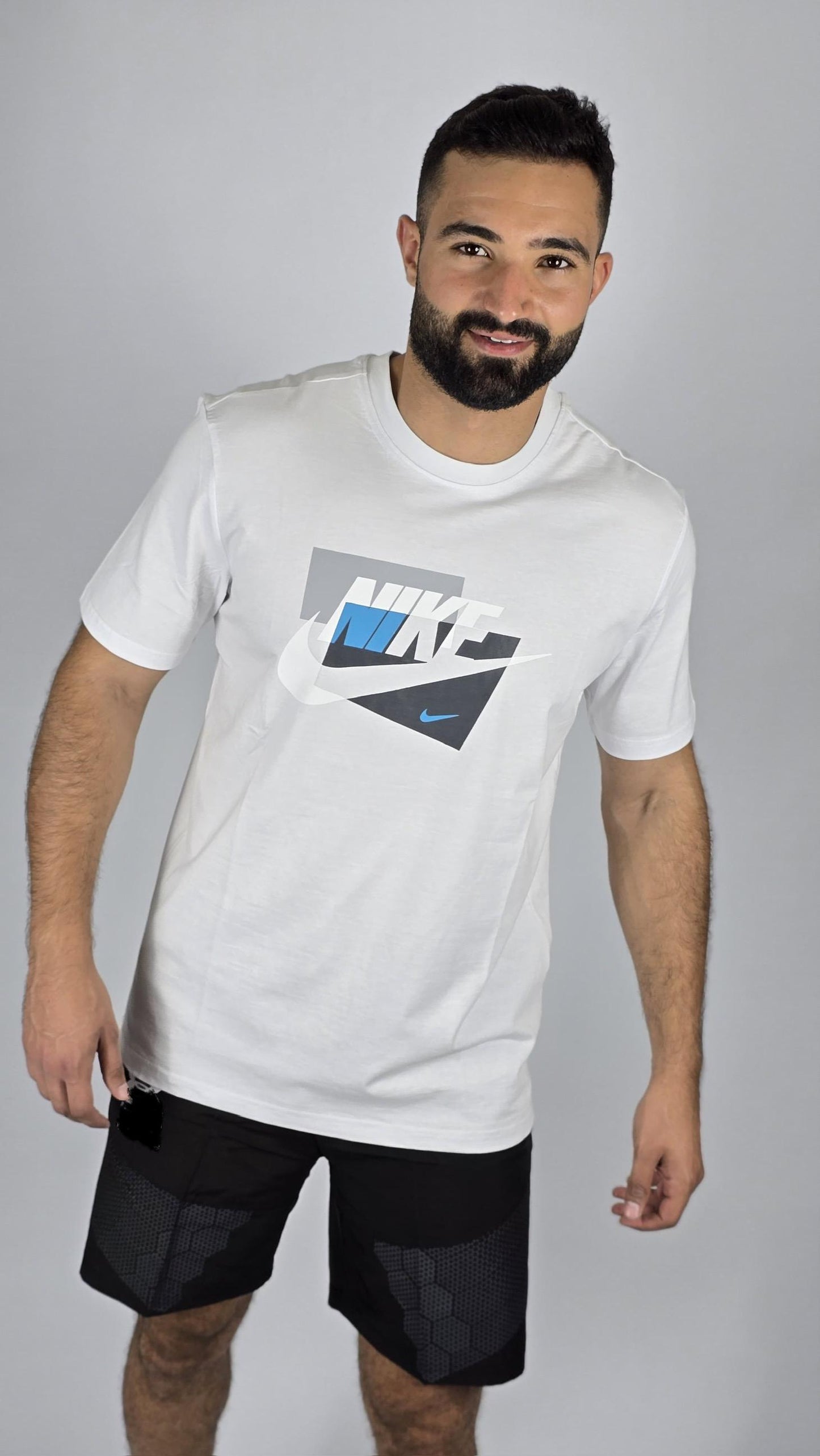 Nike Men's Sportswear Graphic T-Shirt | Geometric Logo Tee