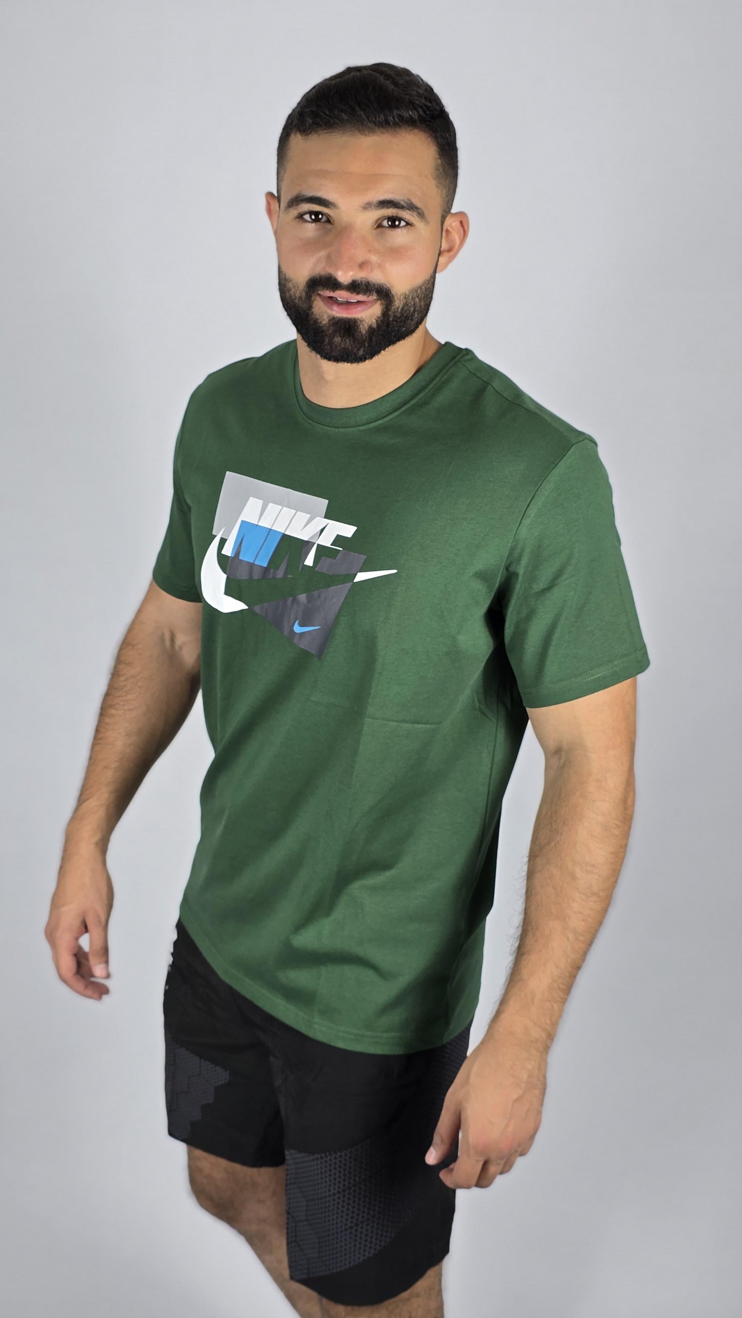 Nike Men's Sportswear Graphic T-Shirt | Geometric Logo Tee