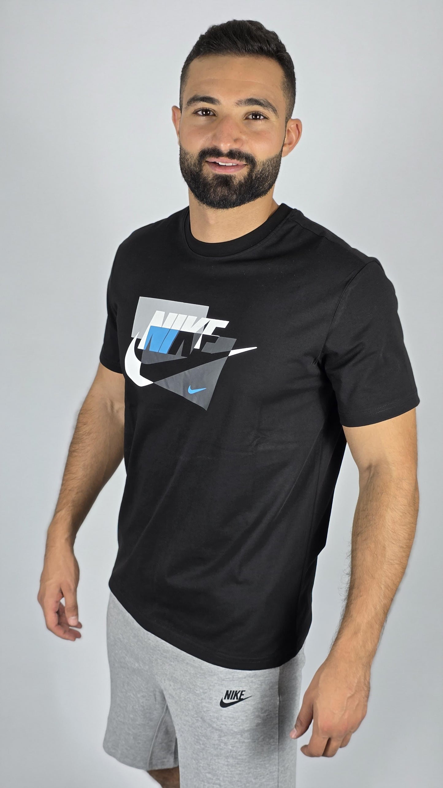Nike Men's Sportswear Graphic T-Shirt | Geometric Logo Tee