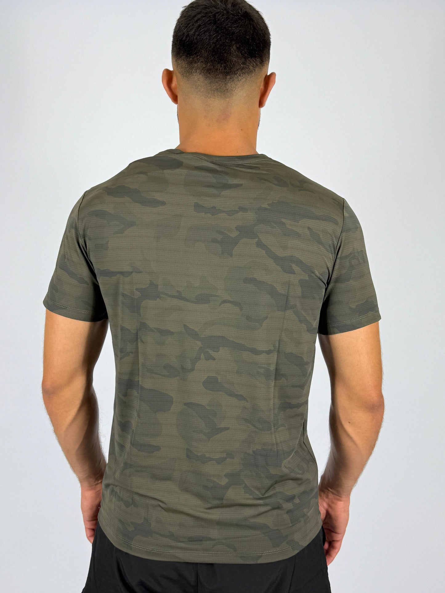 Nike Men's Camo T-Shirt - Olive Green