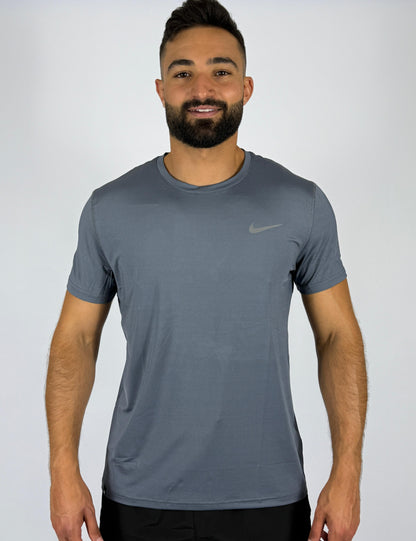 Nike Men's Performance T-Shirt - Gray