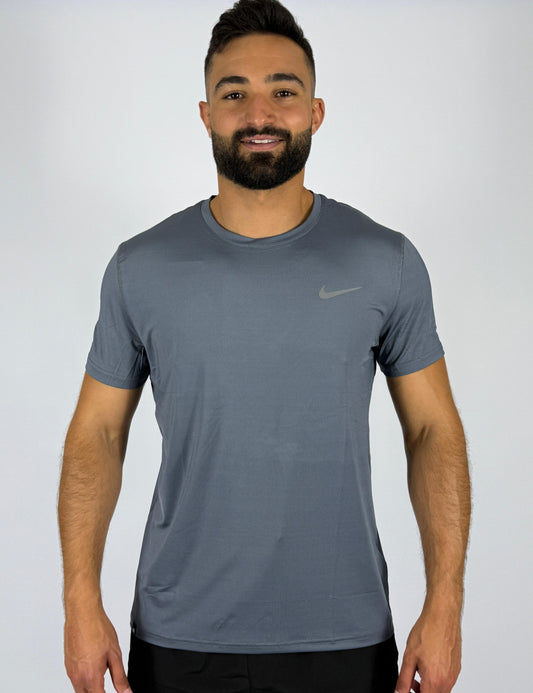 Nike Men's Performance T-Shirt - Gray