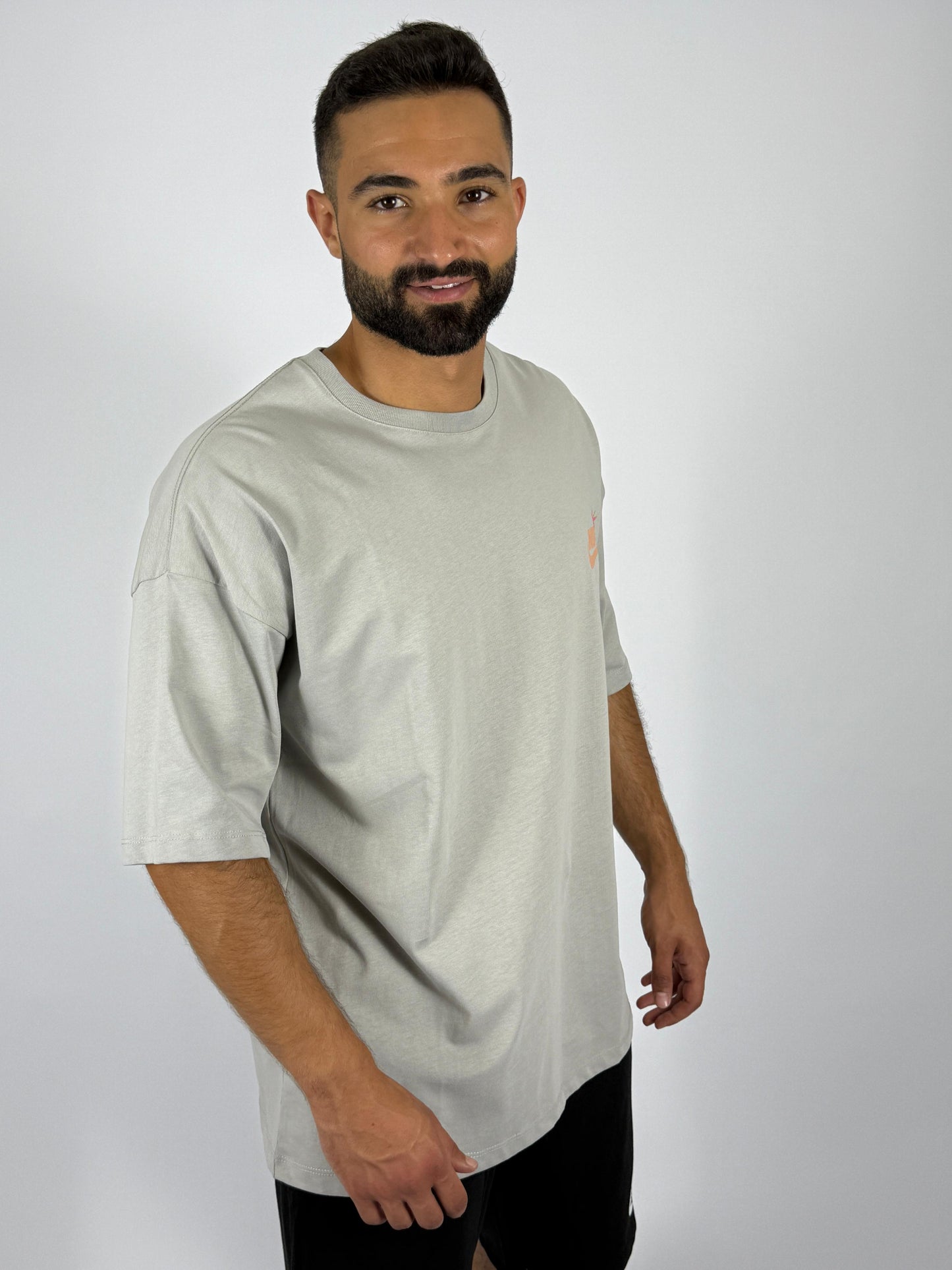 Men's Oversized "Sunshine" Surfer Graphic T-Shirt - Light Grey Retro Summer Tee