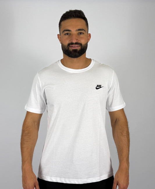 Men's Nike Essential Small Swoosh Logo T-Shirt - Crisp White Classic Tee