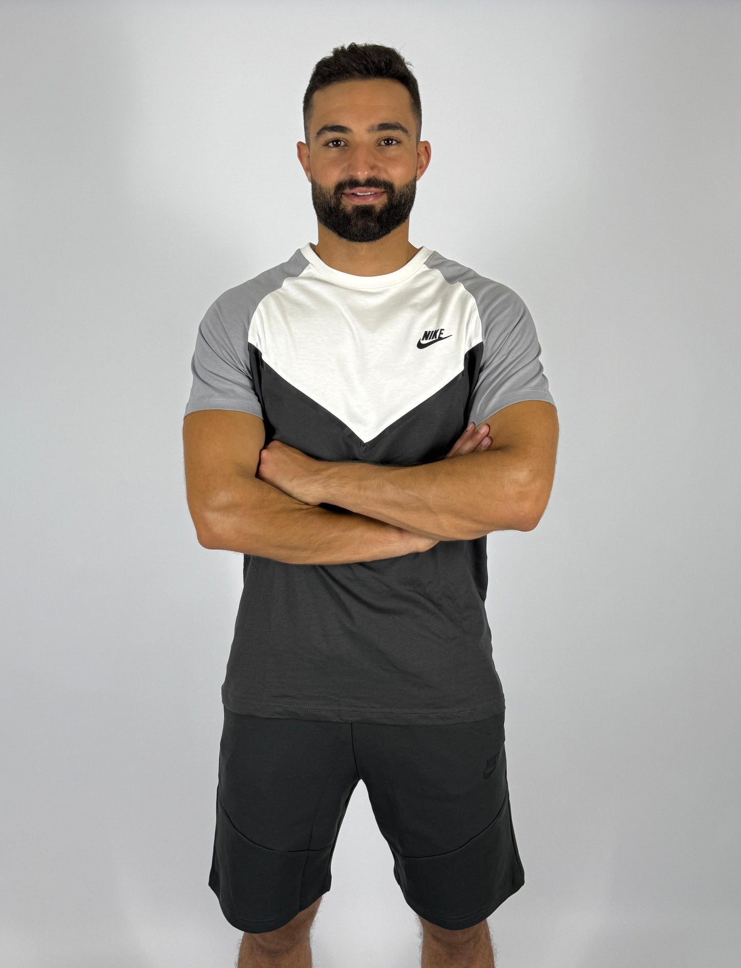 Men's Nike Sportswear Chevron Block T-Shirt - Dark Grey & White Colorblock