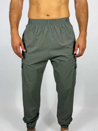 On Cloud Men's Lightweight Cargo Athletic Pants